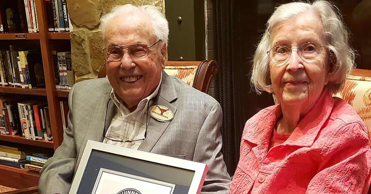 L’un des plus vieux couples du monde – avec un âge combiné de 211 ans – révèle le secret pour avoir une longue vie et un mariage réussi