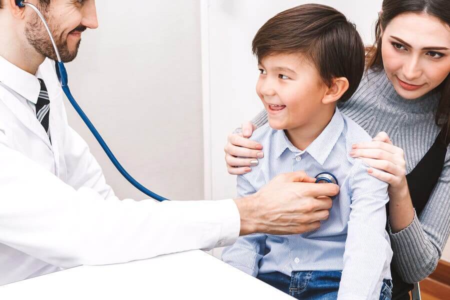 Votre enfant a du mal à respirer ? 6 conseils – Améliore ta Santé