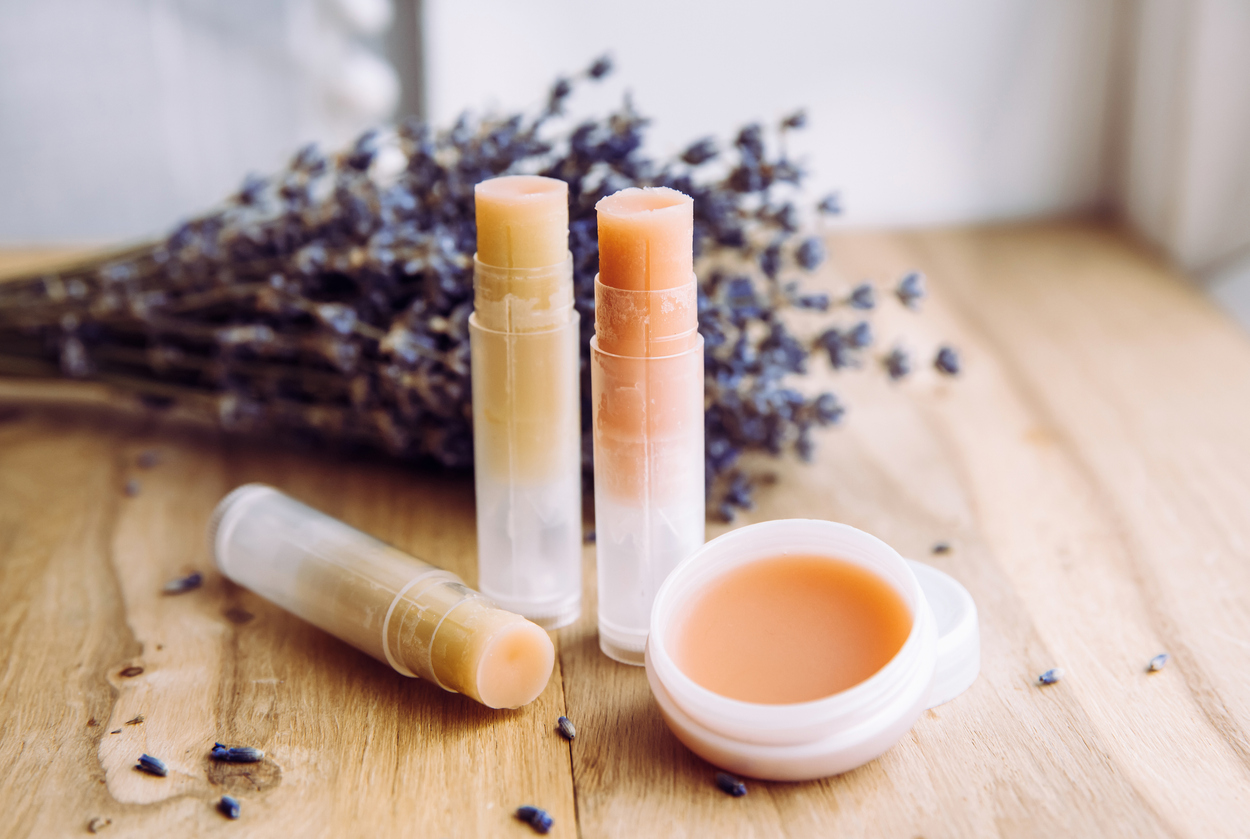 La recette personnalisable du baume à lèvres à l’odeur gourmande