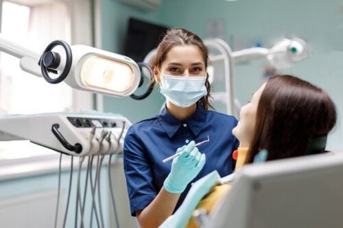 Quelle est la diffÃ©rence entre un dentiste et un orthodontiste ?